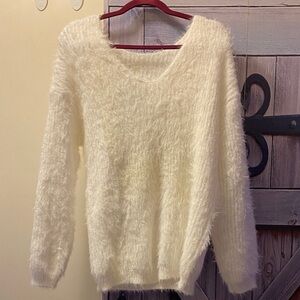 Brand new, Cozy Fuzzy White Women's Sweater - Brand N/A